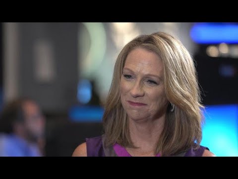 Beth Mowins makes NFL history