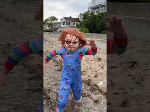 ATTACKED BY CHUCKY AT THE BEACH!! #chucky #chuckydoll #shorts #goodguydollchucky #goodguydoll