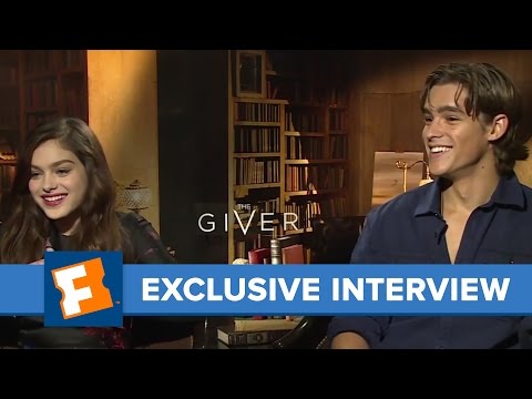 The Giver Cast Interview | Celebrity Interviews | FandangoMovies