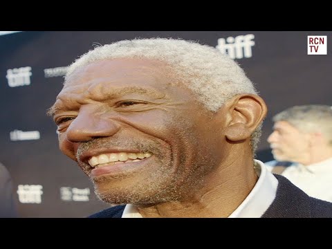 Vondie Curtis-Hall Interview Raymond & Ray Premiere TIFF 2022