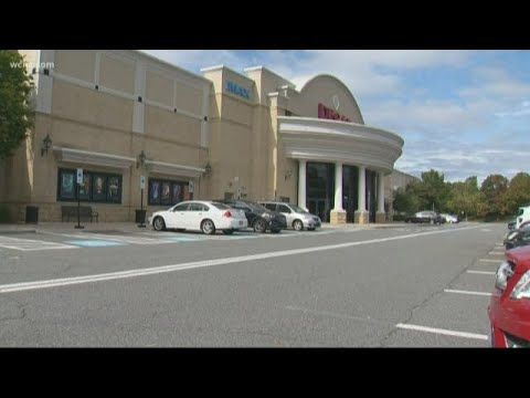 CMPD: Man held at gunpoint outside movie theater