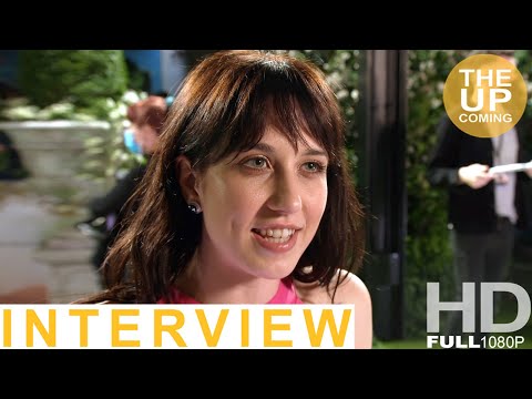 Harriet Cains interview on Bridgerton season 2 and Philippa Featherington at London premiere