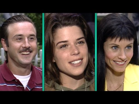 FLASHBACK: ‘Scream 3’ Turns 15! On Set With the Cast in 1999