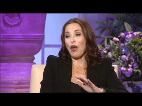 Amanda Donohoe | The Alan Titchmarsh Show (26th October 2010)