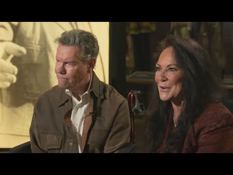 Friends honor country music legend Randy Travis at tribute show raising funds for stroke awareness