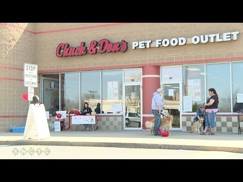 Chuck & Don's Pet Food Outlet - Cottage Grove