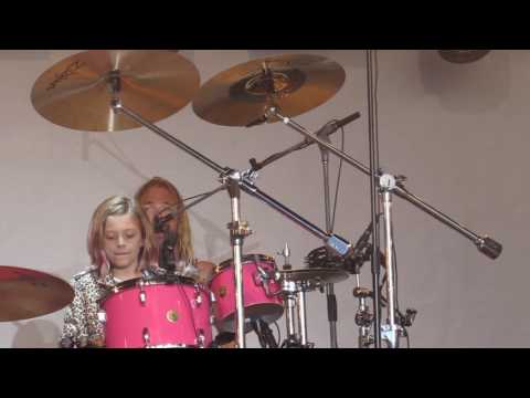 Harper Grohl drumming for her dad