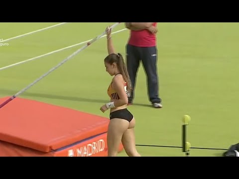 Clara Fernández - Spanish Pole Vaulter