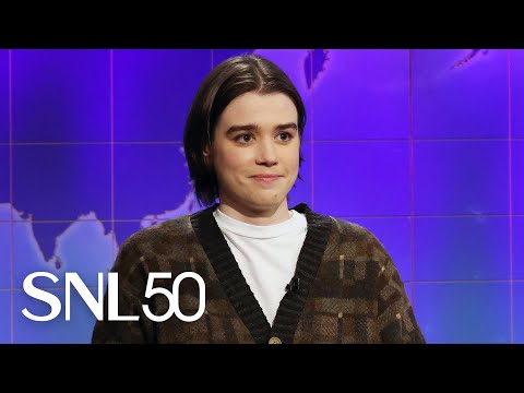 Weekend Update: Jane Wickline on Sabrina Carpenter's Netflix Christmas Special - SNL