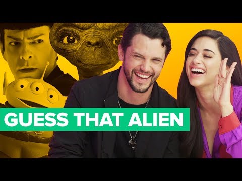 Roswell, New Mexico Stars Play GUESS THAT ALIEN